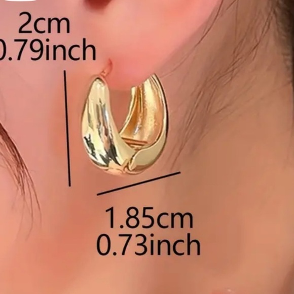 Gold Plated Hoop Earrings - Elegant Minimalist Style - New - Picture 2 of 2